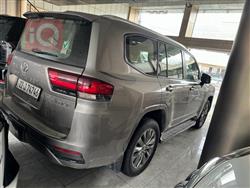 تۆیۆتا لاند کروزەر